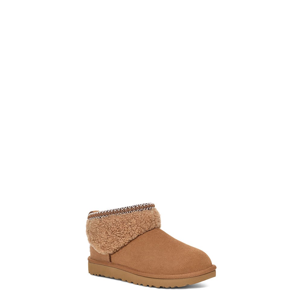 Women's UGG® Classic Ultra Mini Maxi Curly | Schuler Shoes