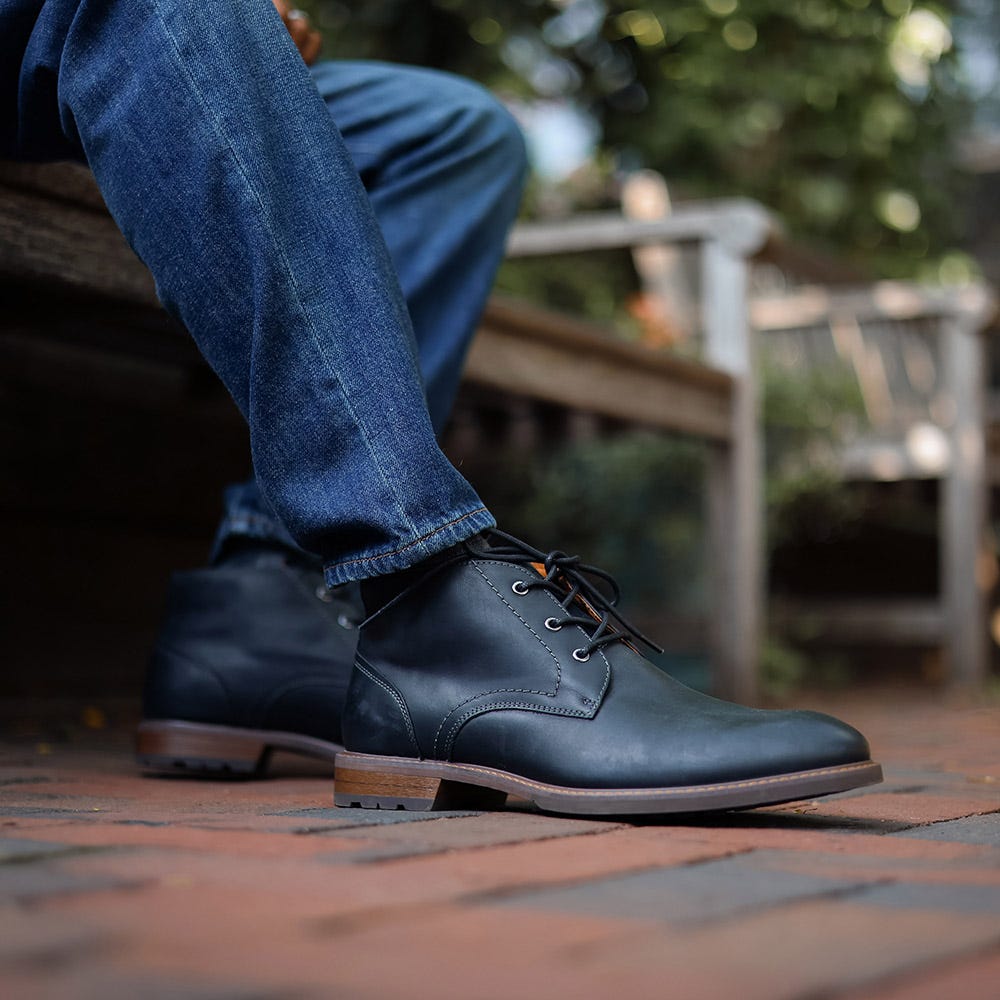 ムーン Men's Florsheim Lodge Plain Toe 3-eye Chukka Boot | Schuler Shoes