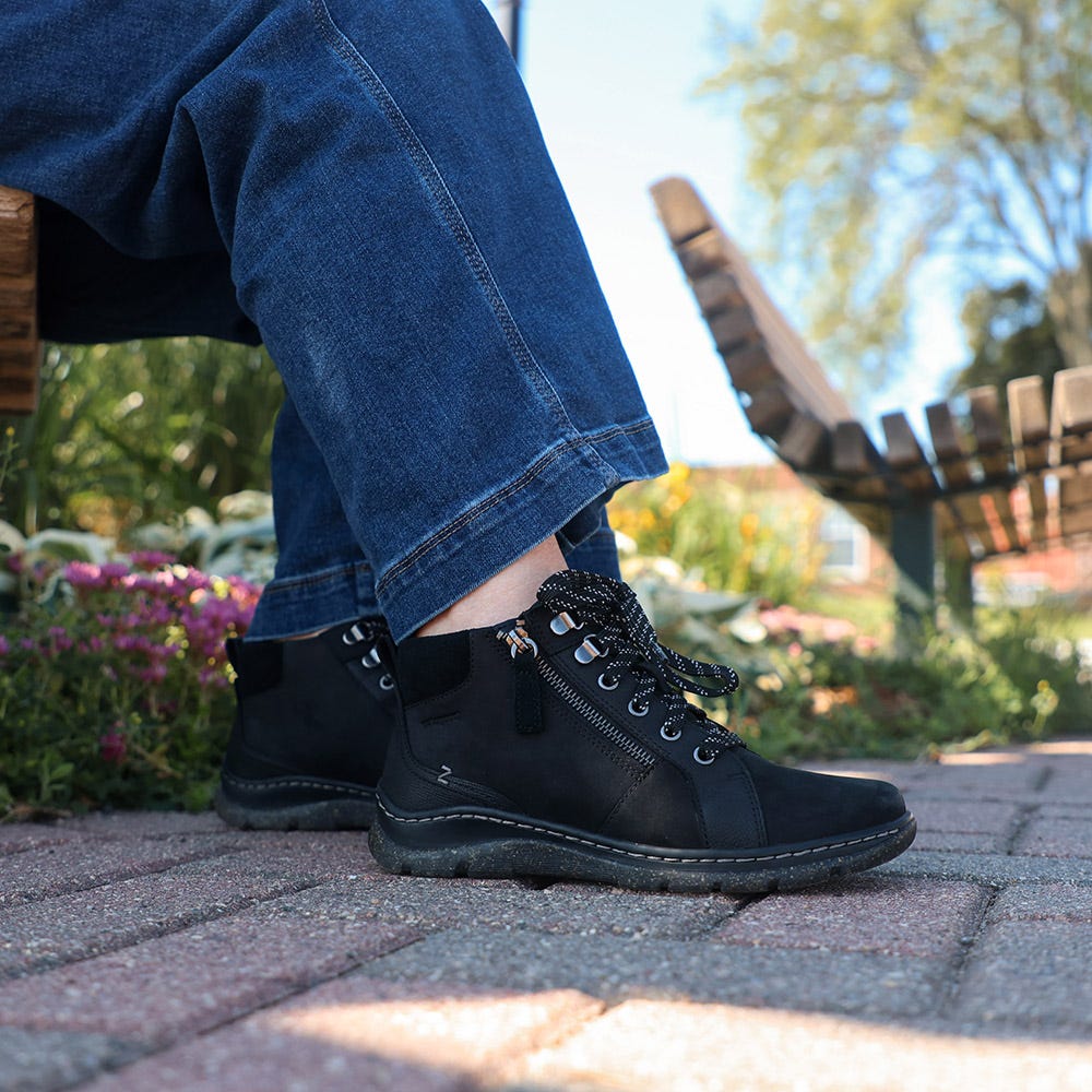 Women's Clarks Orlene Top Wp | Schuler Shoes