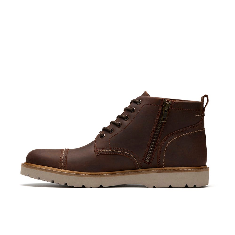 Men's Clarks Weltridge Zip | Schuler Shoes