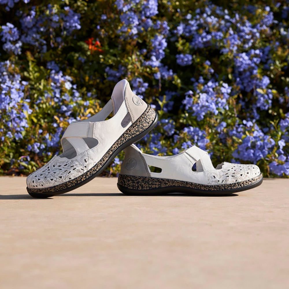 【天】DIESEL Ledies【39】ポインテッドトゥ レザーシューズ Women's Rieker Daisy 52 | Schuler Shoes
