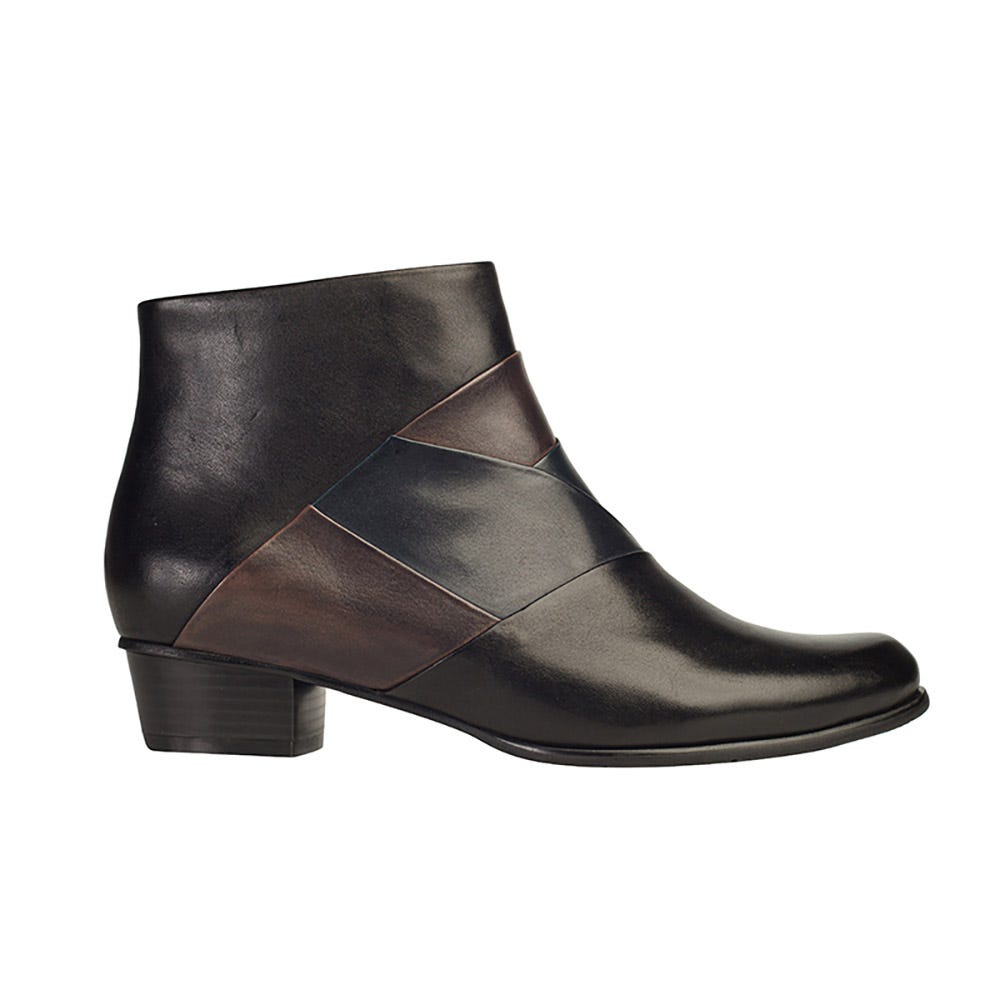 Women's Regarde le Ciel Stefany 396 | Schuler Shoes