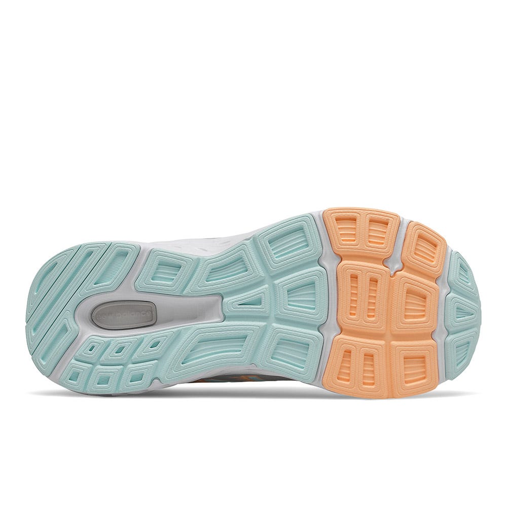 Kids New Balance 680 V6 Yth | Schuler Shoes display picture 1